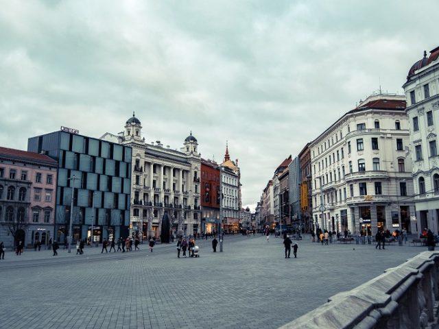 Brno accepts subsidy to assist in integration of foreigners Brno accepts subsidy to assist in integration of foreigners